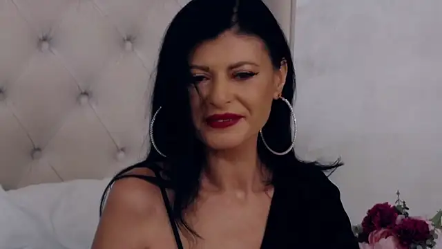 Snapshot of RosalieNorman chatting on November 26, 2025, 9:38 pm RosalieNorman online show from November 26, 2025, 9:38 pm