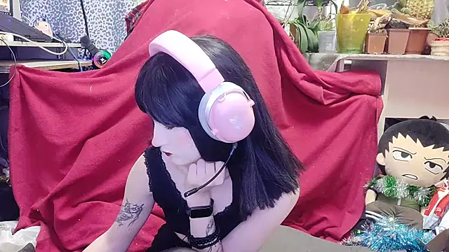 Snapshot of Linda_Harrisons chatting on January 14, 2025, 3:43 am Linda Harrisons online show from January 14, 2025, 3:43 am