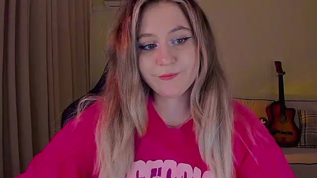 Snapshot of Diana_Flower chatting on December 8, 2024, 2:09 pm Diana Flower online show from December 8, 2024, 2:09 pm