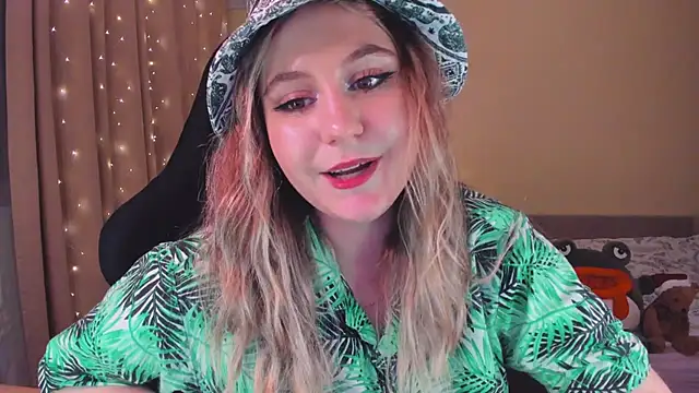 Snapshot of Diana_Flower chatting on December 26, 2024, 1:43 pm Diana Flower online show from December 26, 2024, 1:43 pm