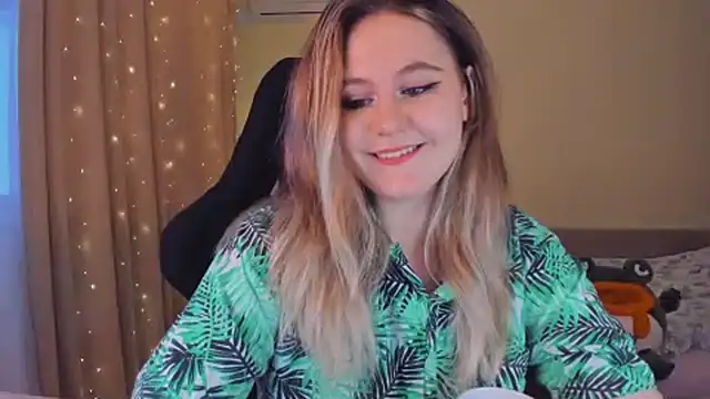 Snapshot of Diana_Flower chatting on January 2, 2025, 9:11 am Diana Flower online show from January 2, 2025, 9:11 am