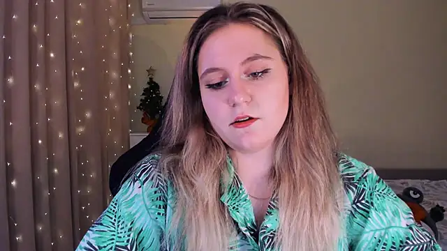 Snapshot of Diana_Flower chatting on January 10, 2025, 10:28 am Diana Flower online show from January 10, 2025, 10:28 am