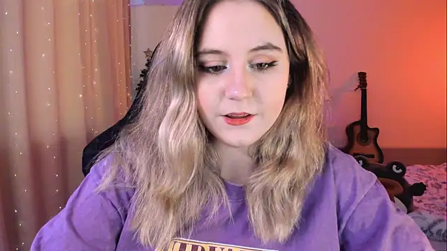 Snapshot of Diana_Flower chatting on February 21, 2025, 10:07 am Diana Flower online show from February 21, 2025, 10:07 am