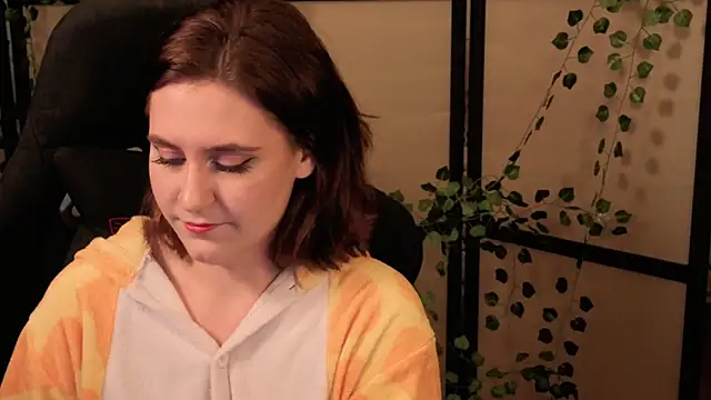 Snapshot of Diana_Flower chatting on February 13, 2026, 11:39 am Diana Flower online show from February 13, 2026, 11:39 am