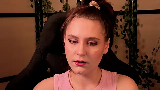 Snapshot of Diana_Flower chatting on February 19, 2026, 10:00 am Diana Flower online show from February 19, 2026, 10:00 am