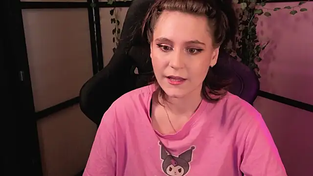 Snapshot of Diana_Flower chatting on March 15, 2026, 12:11 pm Diana Flower online show from March 15, 2026, 12:11 pm