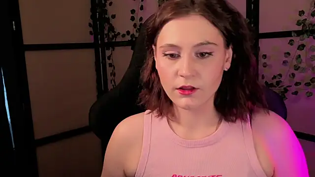 Snapshot of Diana_Flower chatting on March 19, 2026, 12:20 pm Diana Flower online show from March 19, 2026, 12:20 pm