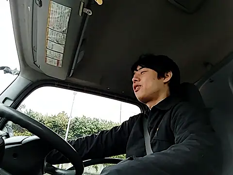 whitebriefboy online show from March 18, 2026, 9:51 pm