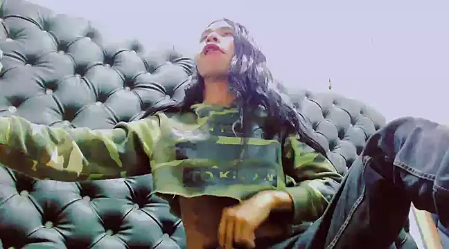 danna veryhot  online show from March 13, 2025, 10:05 am