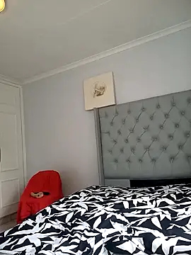 Candy Love 18 online show from December 25, 2024, 2:13 pm