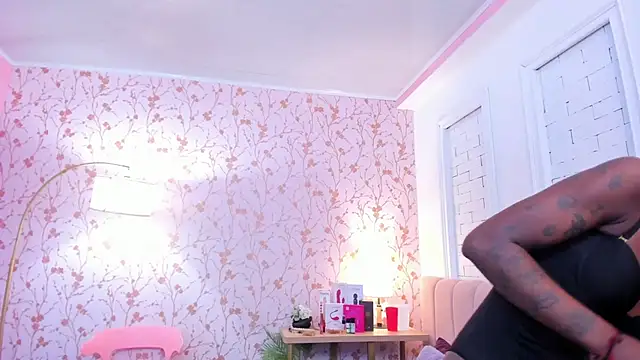 amber-hill online show from January 14, 2026, 7:08 pm