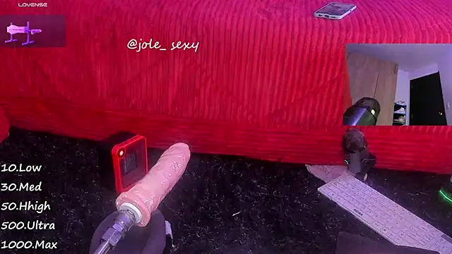 jolee   online show from January 13, 2025, 6:16 am