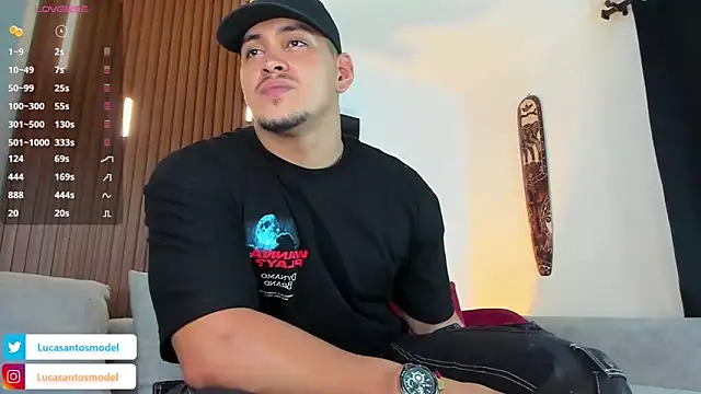 lucasanto  online show from November 10, 2025, 1:04 am