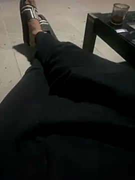 YawlingJingoist online show from December 14, 2025, 10:14 pm