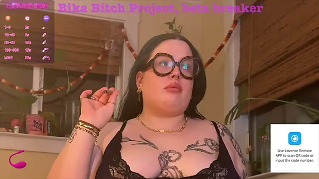 MissBika online show from December 4, 2024, 7:50 am