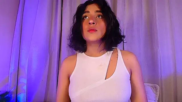 EviePhoenix online show from December 17, 2024, 4:23 am