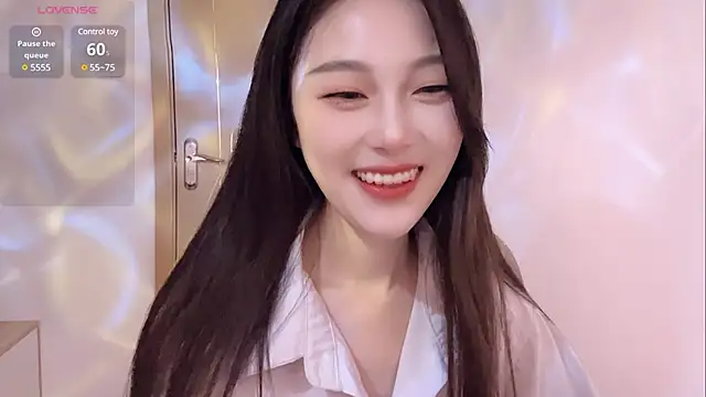 Snapshot of Sweet-Angel999 chatting on December 28, 2024, 2:21 pm Sweet-Angel999 online show from December 28, 2024, 2:21 pm