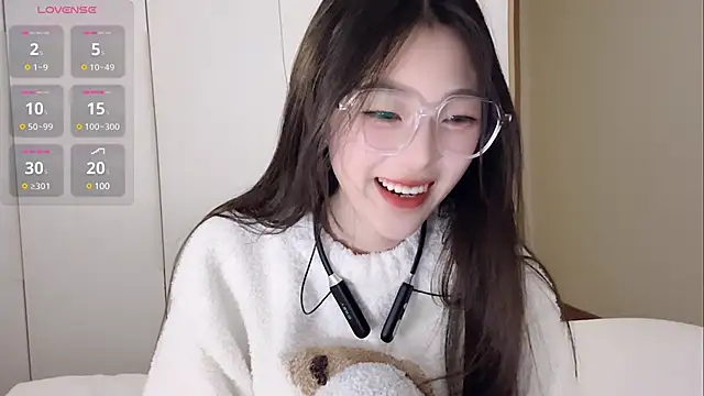 Snapshot of Sweet-Angel999 chatting on January 25, 2025, 2:14 pm Sweet-Angel999 online show from January 25, 2025, 2:14 pm