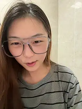 Snapshot of Sweet-Angel999 chatting on January 13, 2026, 3:12 am Sweet-Angel999 online show from January 13, 2026, 3:12 am