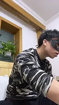 Snapshot of shuai321 chatting on December 9, 2024, 3:00 pm shuai321 online show from December 9, 2024, 3:00 pm