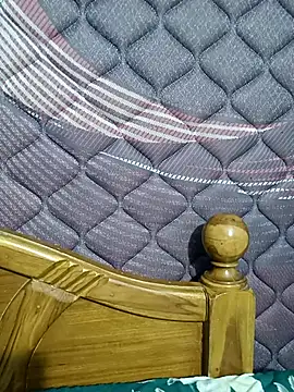 Snapshot of Renuma chatting on February 25, 2026, 4:33 am Renuma online show from February 25, 2026, 4:33 am