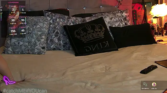 ZoeMesmerize online show from March 3, 2026, 5:35 am