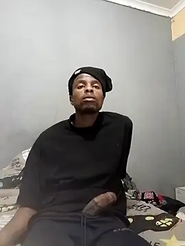 Snapshot of Amazea24 chatting on September 24, 2025, 8:34 pm Amazea24 online show from September 24, 2025, 8:34 pm