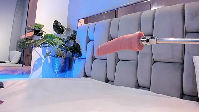 RoseTaylor   online show from January 8, 2026, 5:10 am