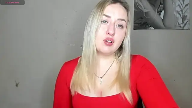 Snapshot of KennaJamess8 chatting on January 17, 2025, 4:15 pm KennaJamess8 online show from January 17, 2025, 4:15 pm