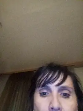 Francenia lolis online show from April 12, 2026, 9:42 pm