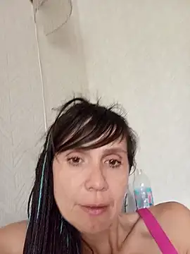 Francenia lolis online show from July 10, 2026, 9:45 am