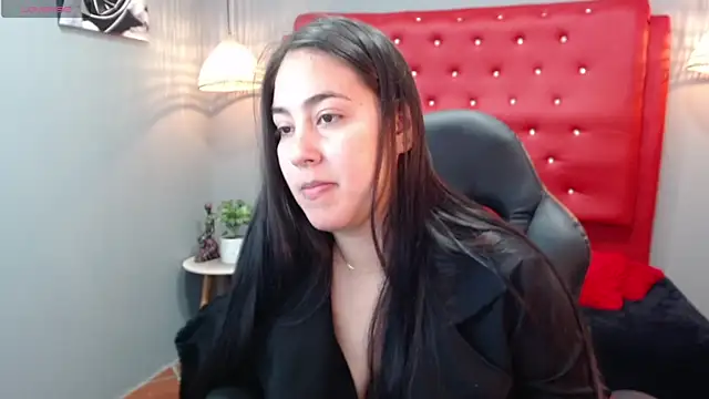 Snapshot of lizzaxs chatting on December 17, 2024, 8:10 pm lizzaxs online show from December 17, 2024, 8:10 pm