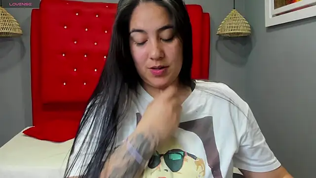 Snapshot of lizzaxs chatting on February 5, 2025, 8:35 pm lizzaxs online show from February 5, 2025, 8:35 pm
