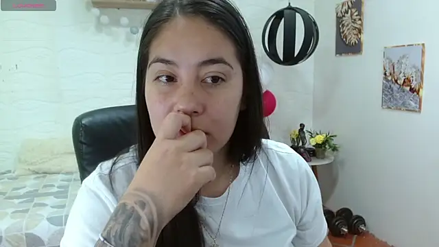 Snapshot of lizzaxs chatting on February 25, 2025, 1:50 pm lizzaxs online show from February 25, 2025, 1:50 pm
