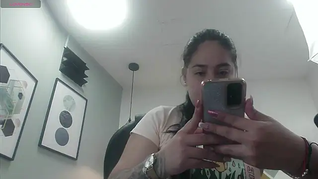 Snapshot of lizzaxs chatting on March 6, 2025, 1:24 pm lizzaxs online show from March 6, 2025, 1:24 pm
