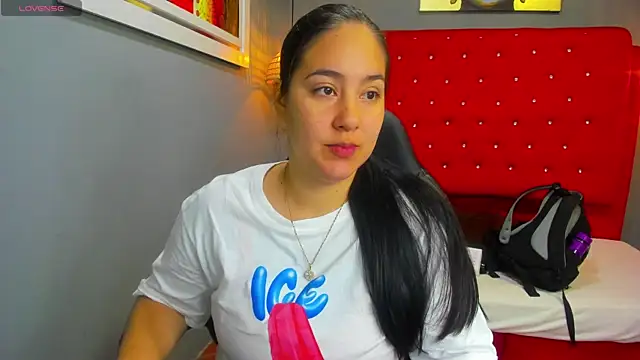 Snapshot of lizzaxs chatting on March 14, 2025, 1:35 pm lizzaxs online show from March 14, 2025, 1:35 pm