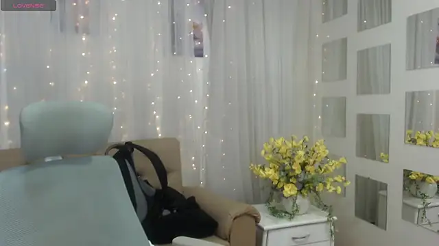 Snapshot of lizzaxs chatting on March 21, 2025, 7:02 pm lizzaxs online show from March 21, 2025, 7:02 pm