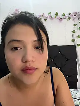 Snapshot of alisson_carolina73 chatting on February 22, 2026, 3:18 am alisson carolina73 online show from February 22, 2026, 3:18 am