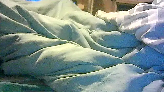 DI4MOND FIR3 online show from October 31, 2025, 2:45 am