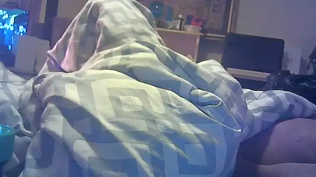 DI4MOND FIR3 online show from December 3, 2025, 8:12 am