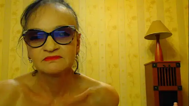 Snapshot of Valentina3859 chatting on February 20, 2025, 6:57 pm Valentina3859 online show from February 20, 2025, 6:57 pm