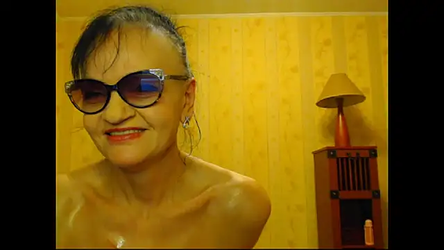 Snapshot of Valentina3859 chatting on February 28, 2025, 10:30 am Valentina3859 online show from February 28, 2025, 10:30 am