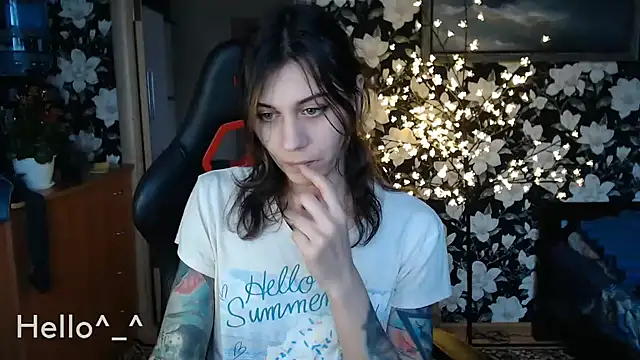 Snapshot of BroadFantasy chatting on February 2, 2025, 12:57 pm BroadFantasy online show from February 2, 2025, 12:57 pm