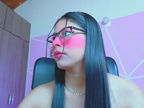  ALLYSON18  online show from May 9, 2026, 12:10 pm