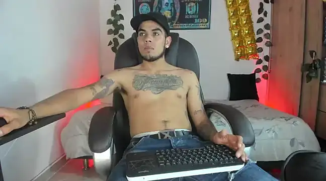 mikee scooth online show from February 13, 2025, 5:16 am