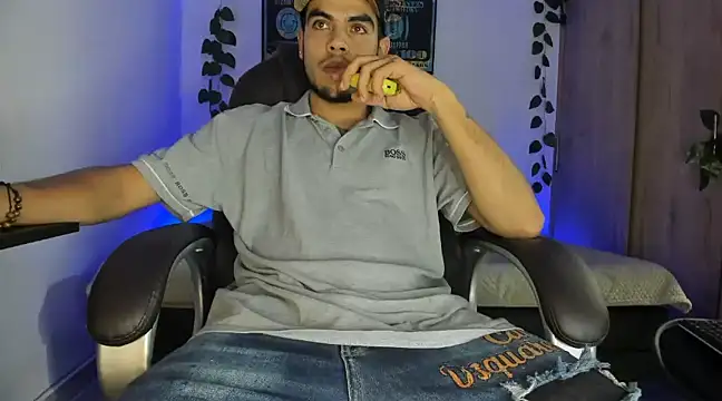 mikee scooth online show from March 14, 2025, 5:27 am