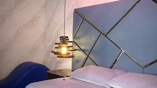 Snapshot of ammy_durand chatting on February 19, 2026, 7:21 pm ammy durand online show from February 19, 2026, 7:21 pm