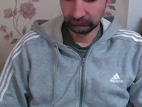 Snapshot of Leo_1617 chatting on February 24, 2026, 12:14 pm Leo 1617 online show from February 24, 2026, 12:14 pm