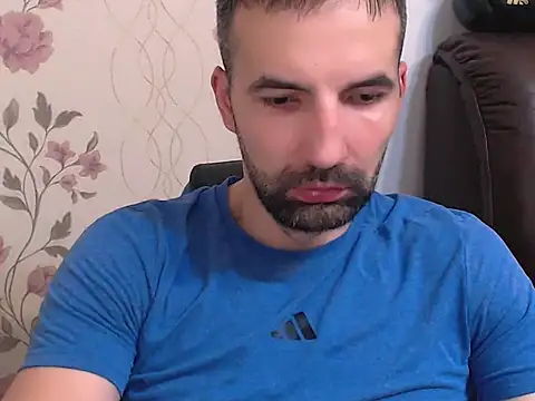 Snapshot of Leo_1617 chatting on June 30, 2026, 1:34 pm Leo 1617 online show from June 30, 2026, 1:34 pm