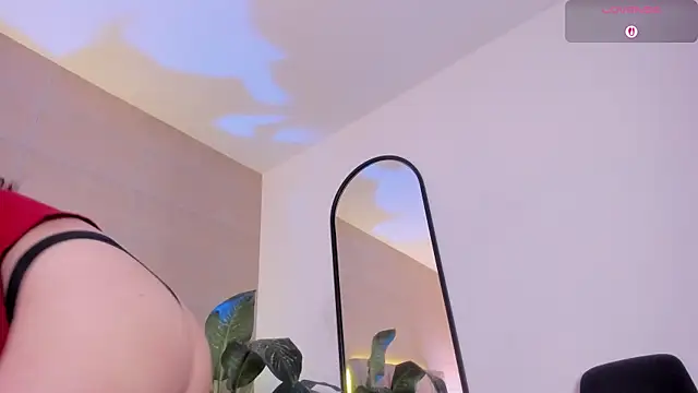 Snapshot of Karito-28 chatting on October 17, 2025, 12:08 pm Karito-28 online show from October 17, 2025, 12:08 pm